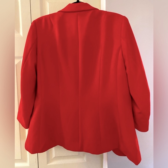 H&M darted blazer, size 12 - Picture 2 of 8